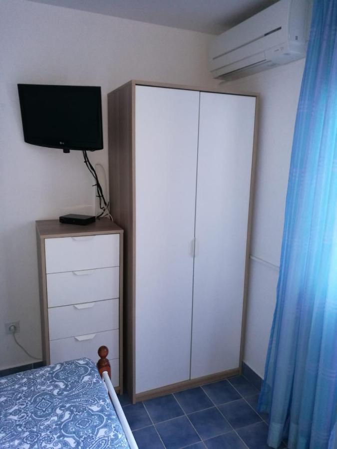 Ferienhaus Bozena Appartment 1 Vrsar Buitenkant foto