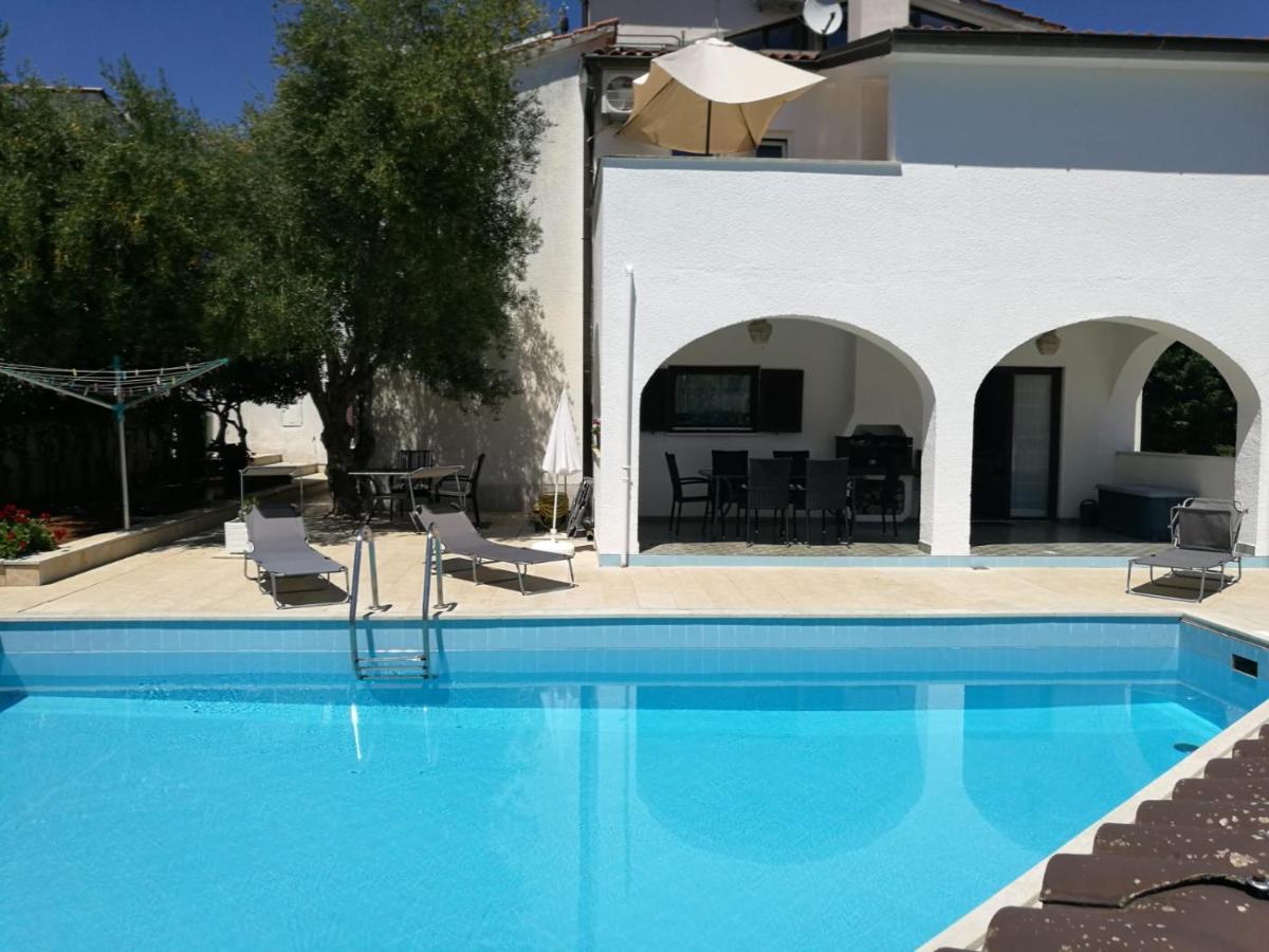 Ferienhaus Bozena Appartment 1 Vrsar Buitenkant foto